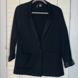 Divided black blazer EUC | Size 10